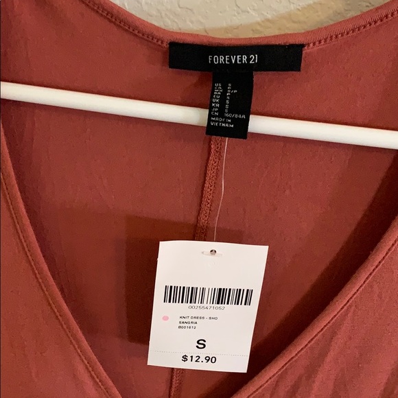 F21 knit dress. - Picture 2 of 3